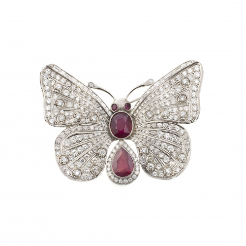 Broche mariposa de rubíes y brillantes, con alas completame