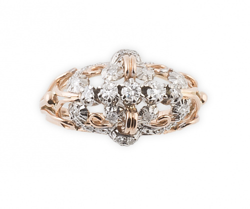 Sortija años 50 con brillantes en línea central, y en banda