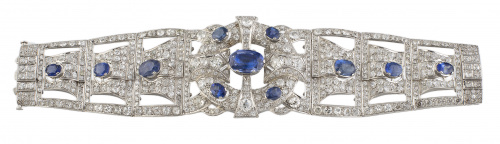 Brazalete Art-Decó c 1930 de zafiros y brillantes en montur