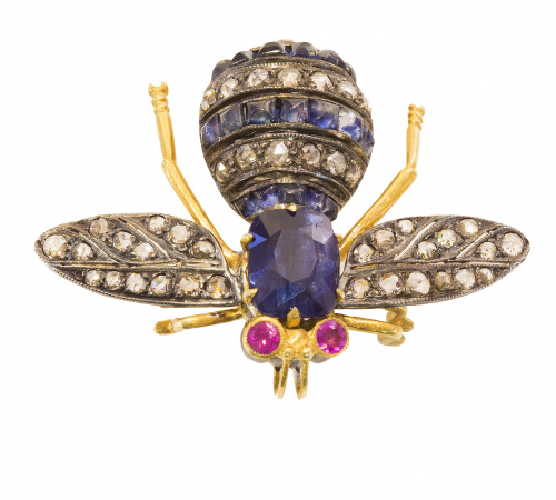 Broche abeja con cuerpo de zafiro azul y bandas de diamante