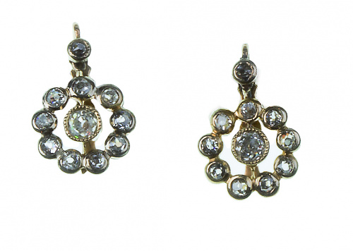 Pendientes rosetones de brillantes de talla antigua que pen
