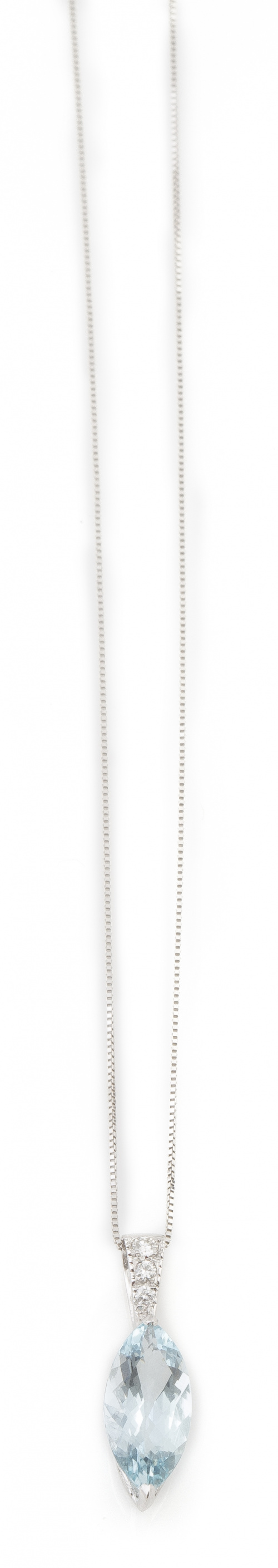 Colgante con aguamarina talla navette de 1,90 ct con brilla