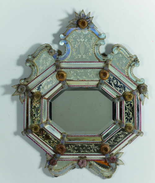Espejo veneciano con marco octogonal de espejos grabados y 