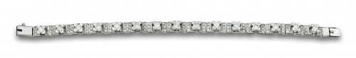 Pulsera riviere de brillantes con 15 brillantes que suman 3