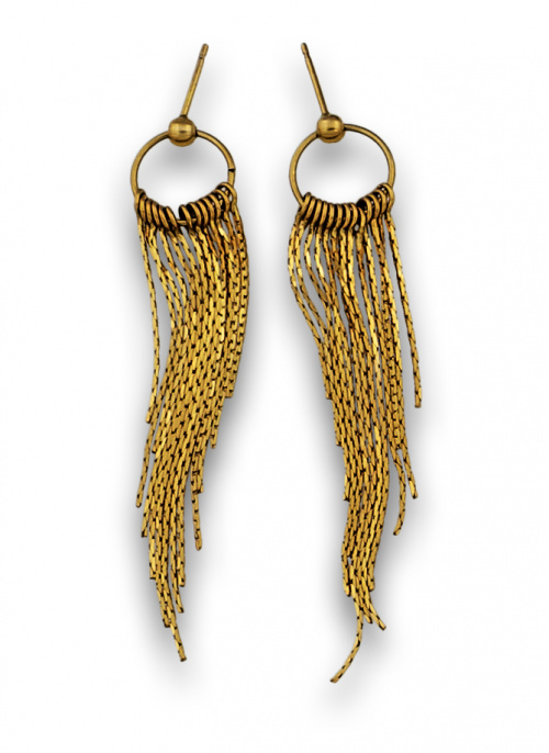 Pendientes largos con cadenas de oro que penden de aro. En 