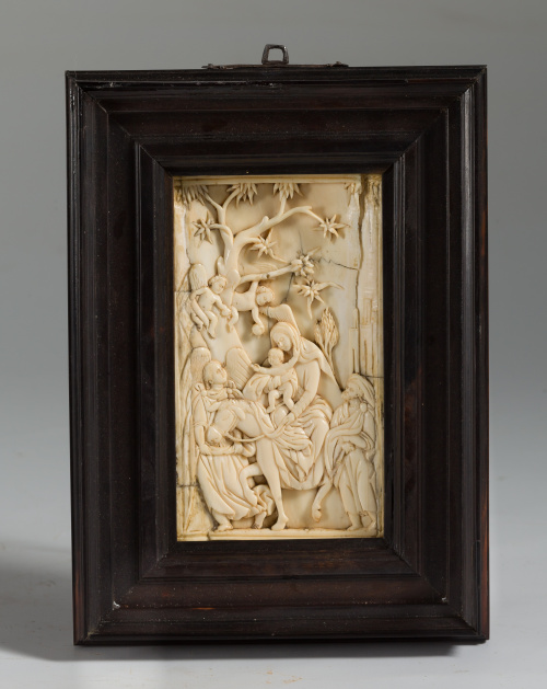 Huida a Egipto Placa en  marfil tallado.Trabajo Indo port