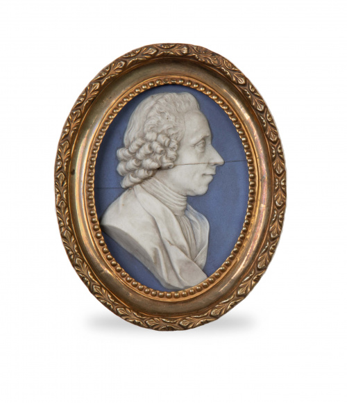 Retrato de biscuit con marco dorado oval.Wedgwood, Inglat