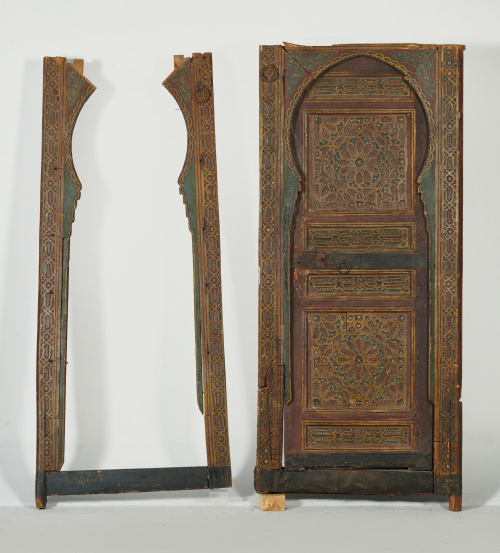 Marco de puerta de madera policromada.Marruecos, S. XIX