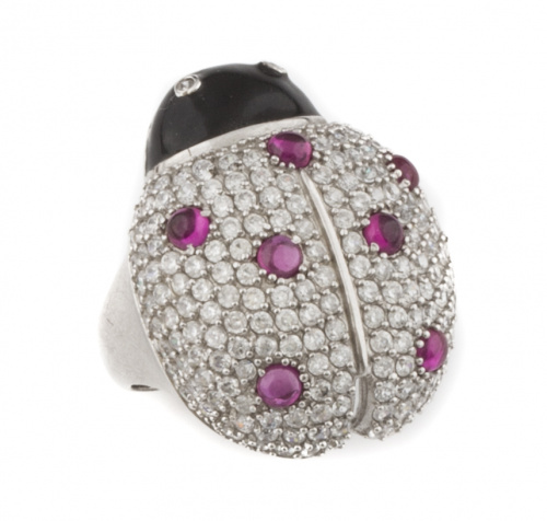 Sortija con gran mariquita de circonitas, granates cabuchón