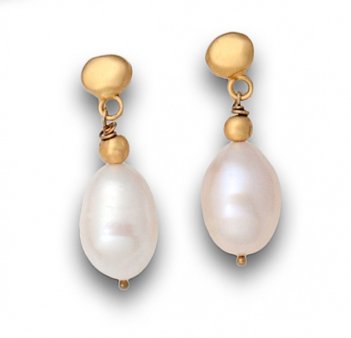 Pendientes largos con perla barroca de agua dulce y plata d