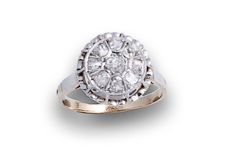 Sortija rosetón de pps s XX con brillantes de talla antigua