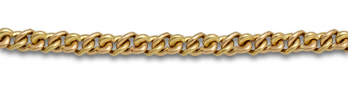 Pulsera con eslabones en forma de corazón ; en oro amarillo