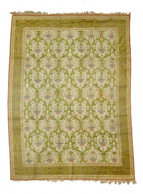 Alfombra de nudo español de la Fundación Generalísimo.En e