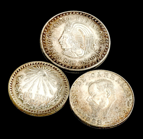 Lote de tres monedas plata de Mexico.