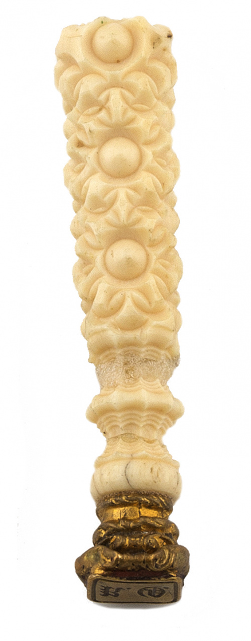 Sello para lacre s.XIX con mango en hueso tallado con anagr