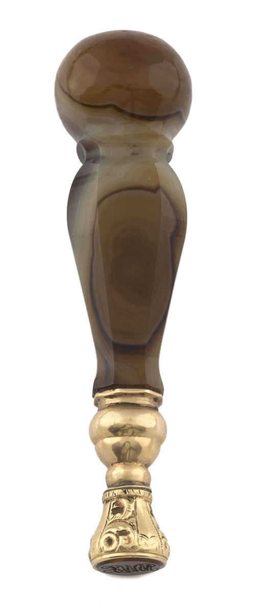 Sello para lacre s. XIX con mango en ágata bandeada tallada