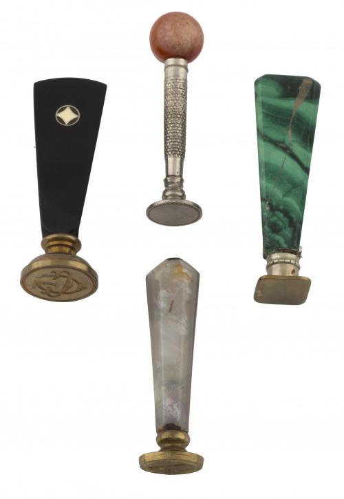 Cuatro sellos para lacre realizados en malaquita ágata musg