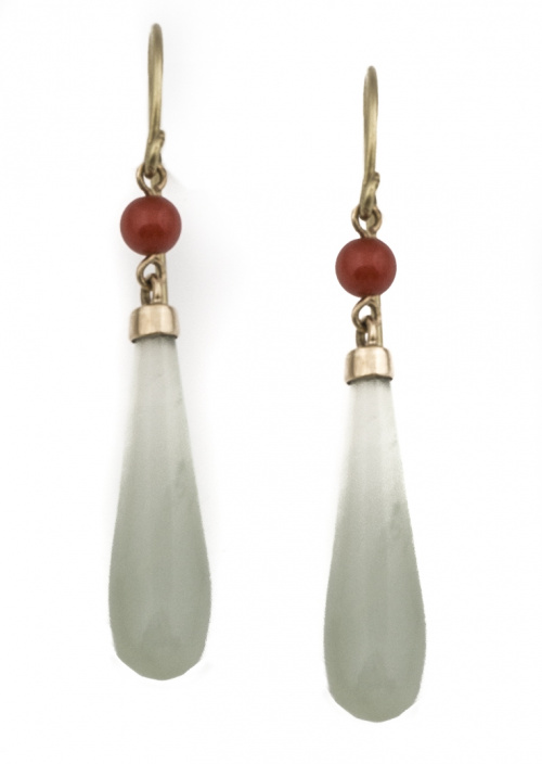 Pendientes largos con coral y lágrima de colgante de jade n