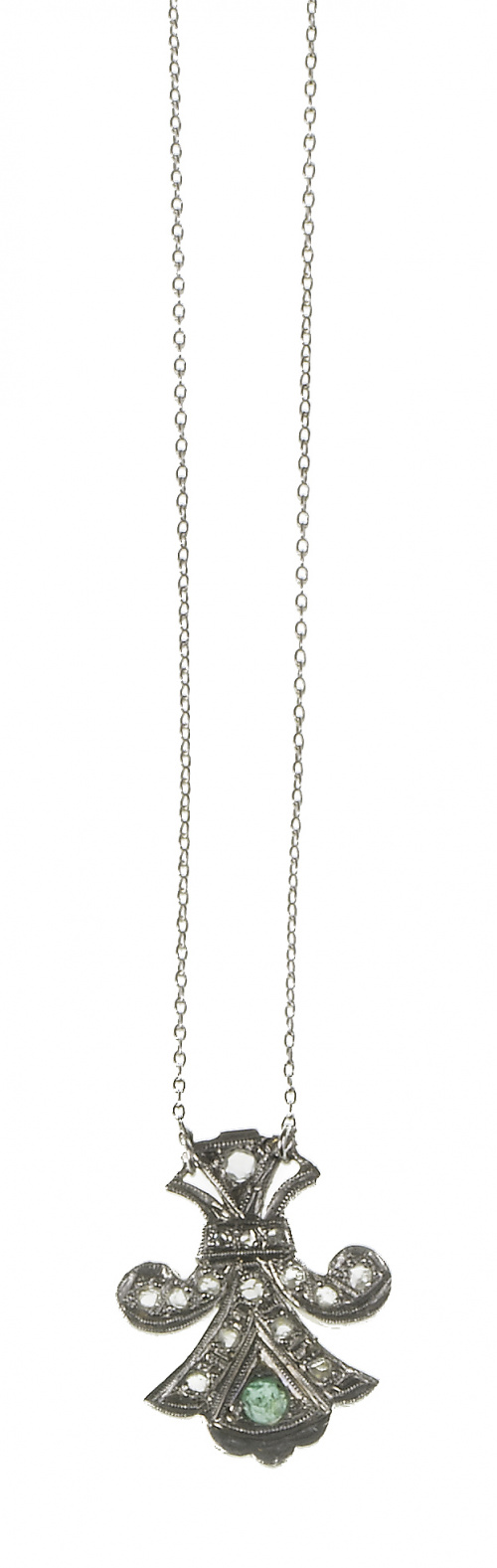 Pendentif con flor de lys invertida de diamantes y esmeralda