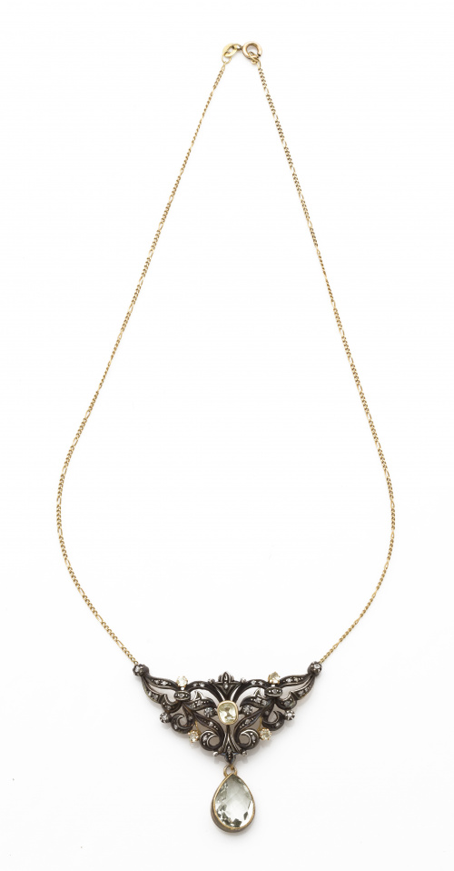 Pendentif de pps s XX con berilo azul verdoso colgante de c