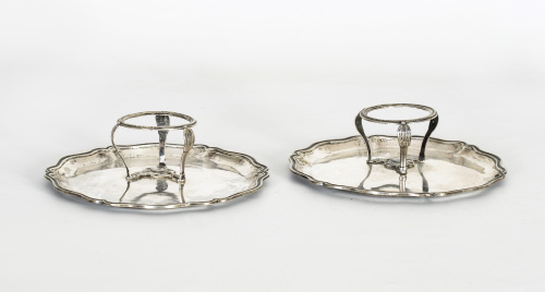 Pareja de mancerinas de plata en su color con marcas.Españ