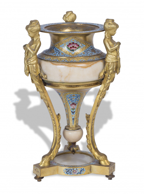 Vaso en mármol, bronce y esmalte cloissoné,Trabajo francés