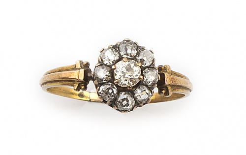 Sortija rosetón de brillantes de talla antigua de pp S.XIX 