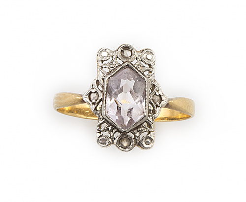 Sortija lanzadera de pp s.XX con rosa de Francia clara hexa