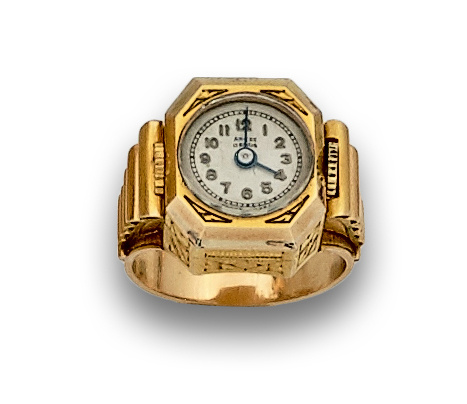 Sortija chevalier años 40 con reloj en oro de 18K en montur