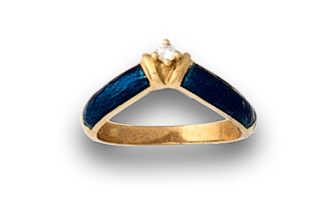 Sortija de frente angular con brillante central y esmalte a