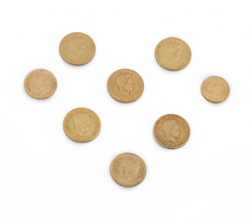 Lote de 5 monedas de pesos cubanos y tres de pesos de los E