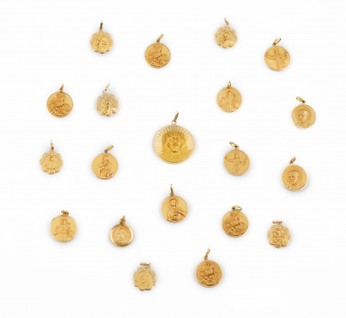 Lote de 20 medallas colgantes con diferentes motivos religi
