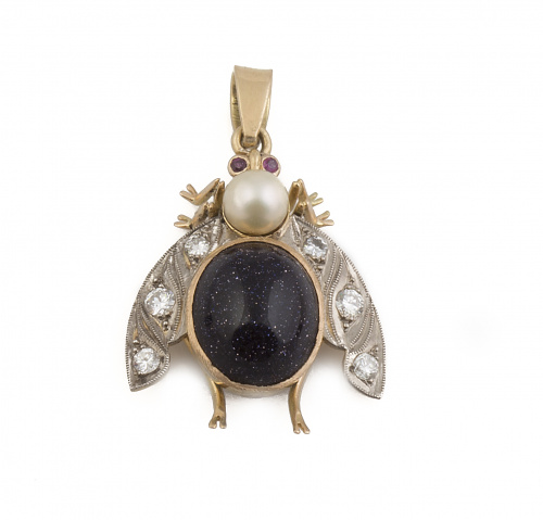 Colgante mosca con cuarzo aventurinado ,diamantes perla y o