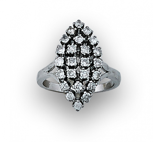 Sortija lanzadera de brillantes en oro blanco de 18K.