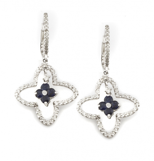 Pendientes largos de brillantes y zafiros en oro blanco de 
