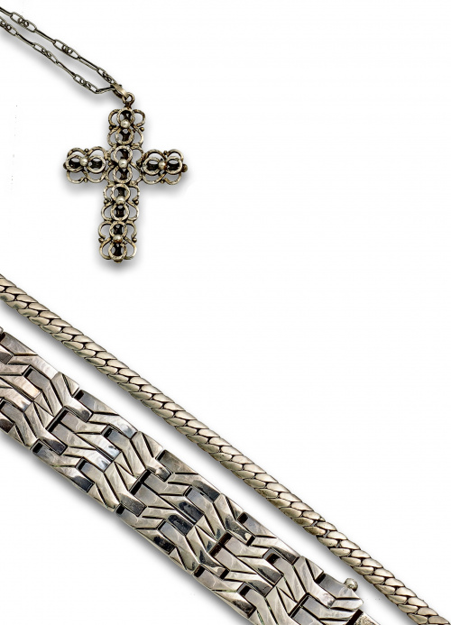 Lote de diez piezas en plata .