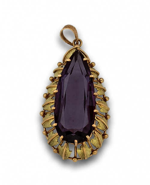 Colgante años 50 con gran amatista talla perilla facetada e