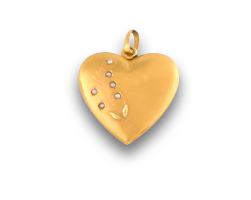 Colgante francés de pps s XX en forma de corazón, con ramo 