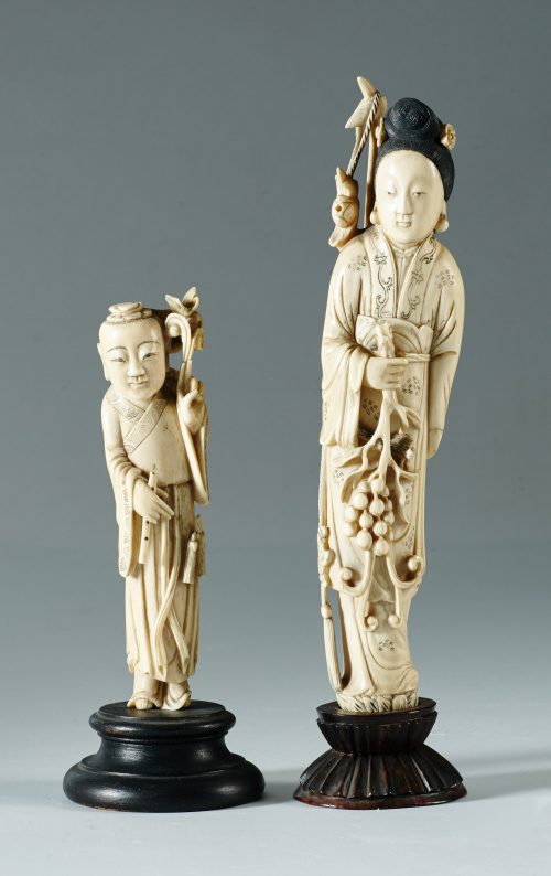 Figura femenina de marfil tallado. China, S. XIX.