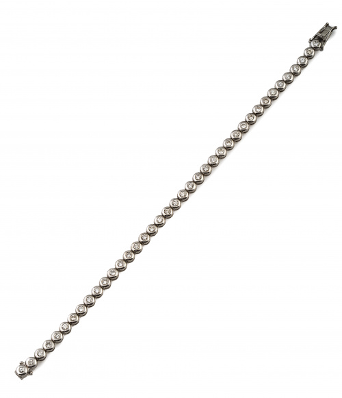 Pulsera rivière de brillantes que suman 2,06 ct, engastados