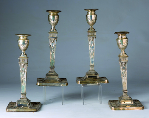 Pareja de candeleros Jorge V de plata punzonada.Birmingham