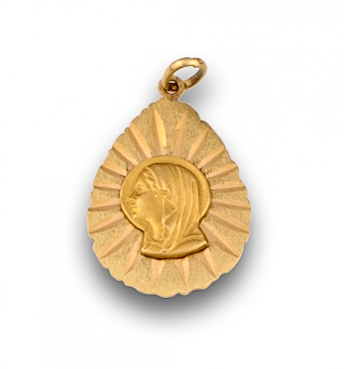 Colgante medalla de Virgen con marco en forma de lágrima.