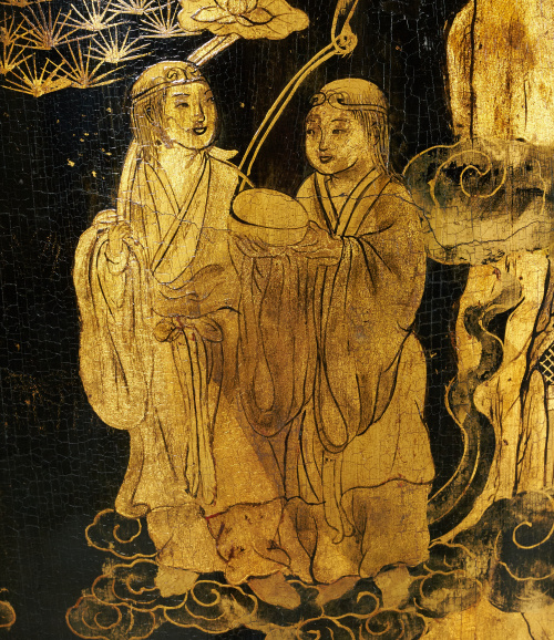 Pareja de grandes jarrones sobre peanas, en madera, papier 