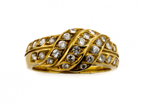 Sortija de brillantes en tres bandas oblicuas sobre dos aro