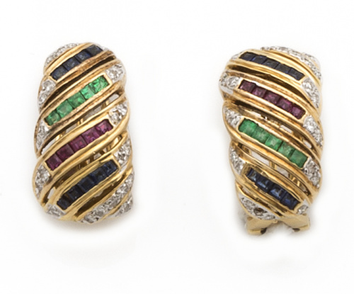 Conjunto de pendientes y collar con rubíes, zafiros esmeral