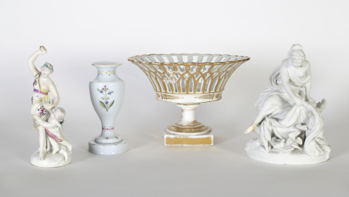 “Alegoría del Amor”Figura de porcelana esmaltada.Chelsea,