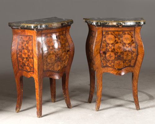 Pareja de cómodas de madera de palo de rosa y palosanto, co