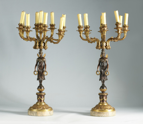 Pareja de candelabros de estilo imperio de cinco luces, en 