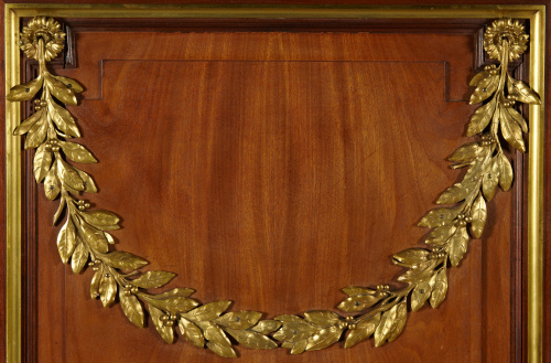 Biblioteca estilo Luis XVI de madera de caoba y bronces apl