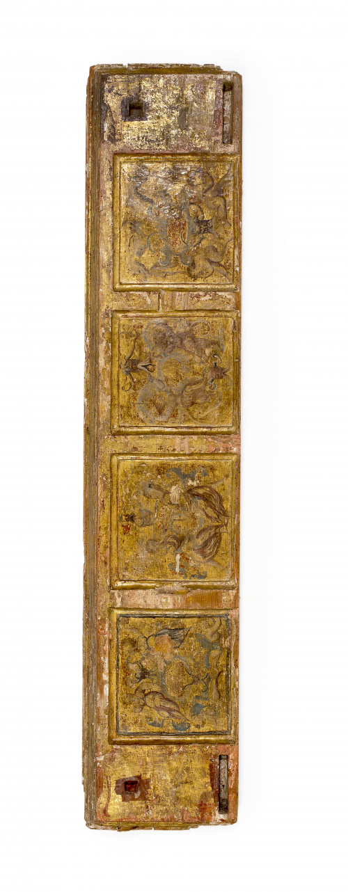Tres paneles de madera pintada y dorada, S. XVI